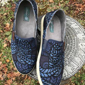 OluKai Kahu Pow Wow Slip on shoes Men's sz 11-1/2